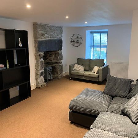 Cosy Cottage In Picturesque Snowdonia With Stunning Views Of The Moelwyn Mountains Blaenau Ffestiniog Exterior foto